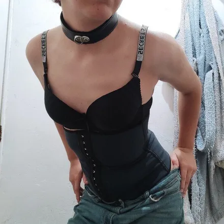 OnlyFans account  tapikd header 2