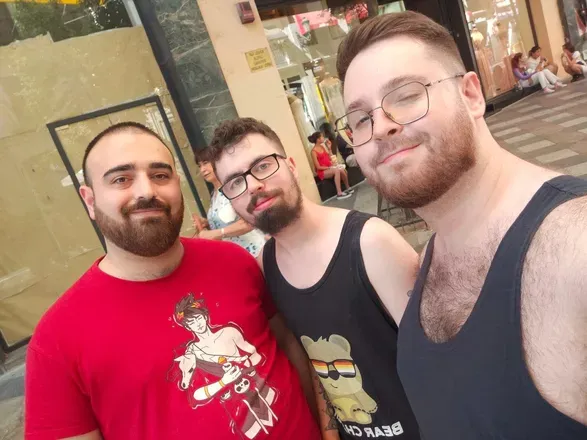 OnlyFans cuenta bear_throuple header 2