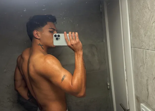 OnlyFans cuenta trivialboyj header 2
