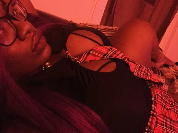 OnlyFans cuenta teachertee header 2