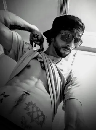 OnlyFans cuenta aaronblue header 2