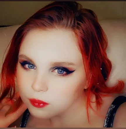 OnlyFans cuenta scarlettbunny7 header 2