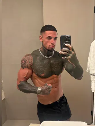 OnlyFans cuenta juicyjay-uk avatar 1