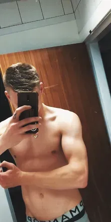 OnlyFans cuenta briggsy96 header 2