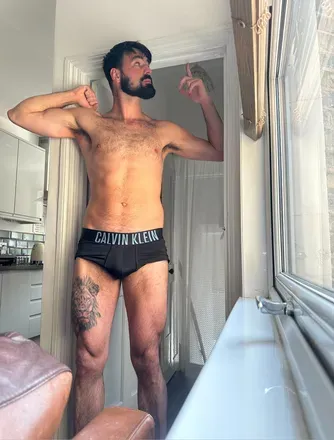 OnlyFans cuenta thetallbrit avatar 1