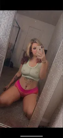 OnlyFans account  love.stella avatar 1