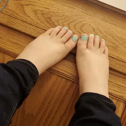 OnlyFans account  babygirlsfeet2401 avatar 1