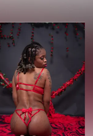 OnlyFans cuenta toxicbrownskinn header 2