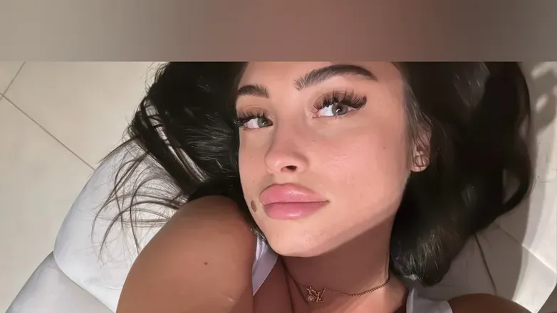 OnlyFans account  annaritaesposito header 2