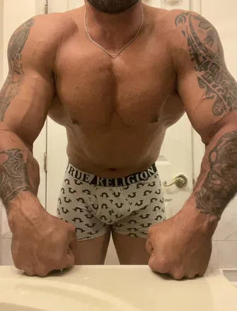 OnlyFans cuenta latino1982 avatar 1