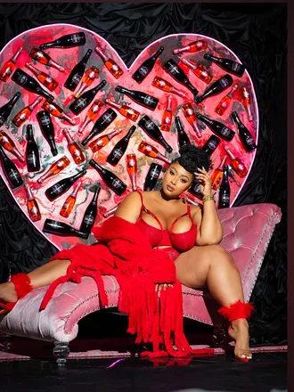 OnlyFans cuenta nzingaimani header 2
