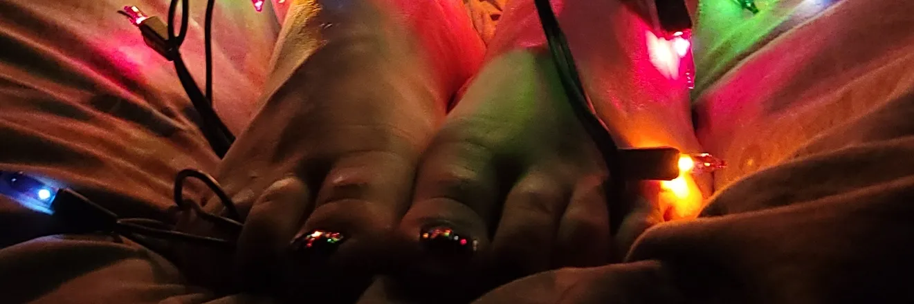 OnlyFans account  sweet_little_feet_01 header 2