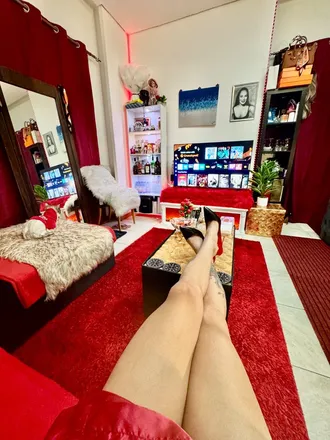 OnlyFans cuenta yvevel header 2