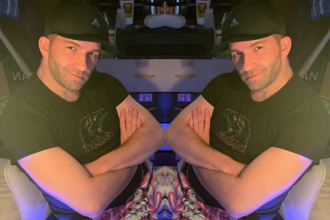 OnlyFans cuenta maxxhardon header 2