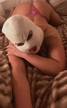 OnlyFans account  callmehannahxxx header 2