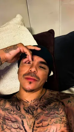 OnlyFans cuenta traveltwelve avatar 1
