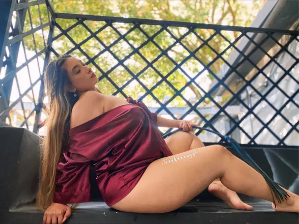 OnlyFans cuenta sandymoonof header 2