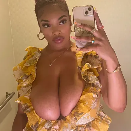 OnlyFans cuenta damnnegrita header 2