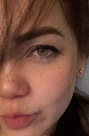 OnlyFans cuenta freckleslove19 header 2
