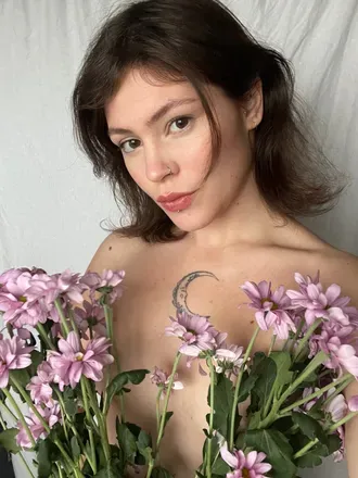 OnlyFans account  alida.intimate avatar 1