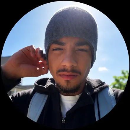 OnlyFans account  santiagoperezofficial avatar 1