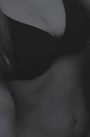 OnlyFans account  yourmidnightobsession avatar 1