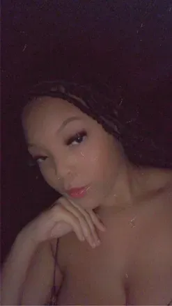 OnlyFans of shadimonanyae