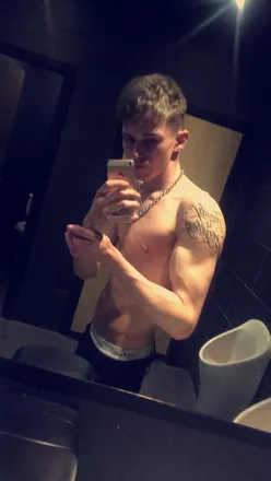 OnlyFans cuenta ceecough1 header 2