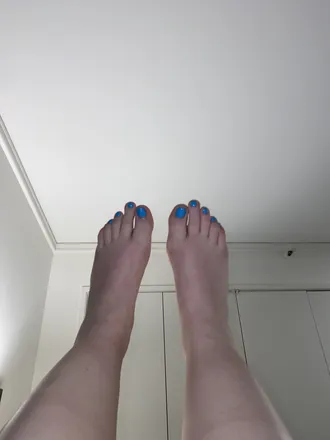 OnlyFans account  babygurl_feet header 2