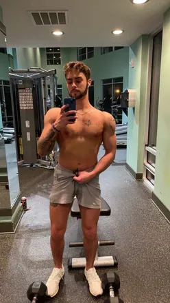 OnlyFans cuenta italianstallion02 avatar 1
