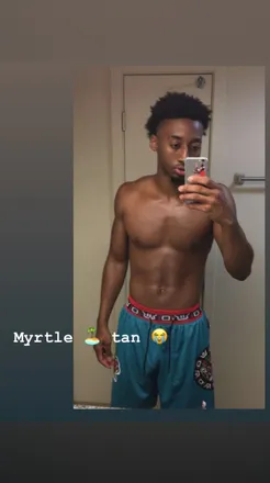 OnlyFans account  touchmyd header 2