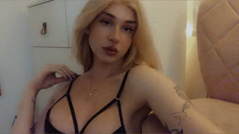 OnlyFans account  yasminehottie avatar 1