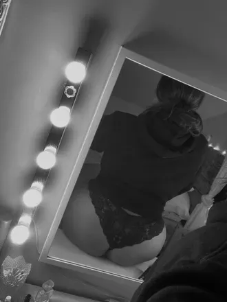 OnlyFans cuenta ellie00 avatar 1