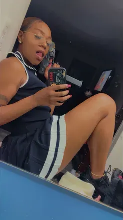 OnlyFans cuenta pinkeythall avatar 1