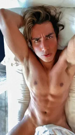 OnlyFans cuenta medicenmax avatar 1