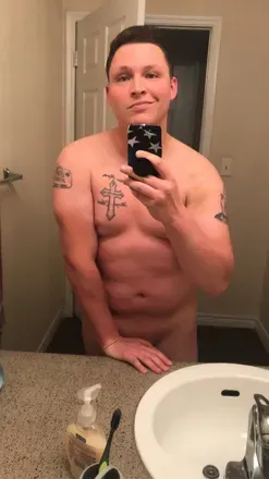 OnlyFans cuenta yungdom94 avatar 1