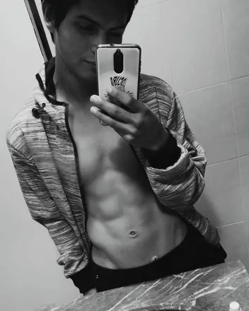 OnlyFans cuenta iamc1641 header 2