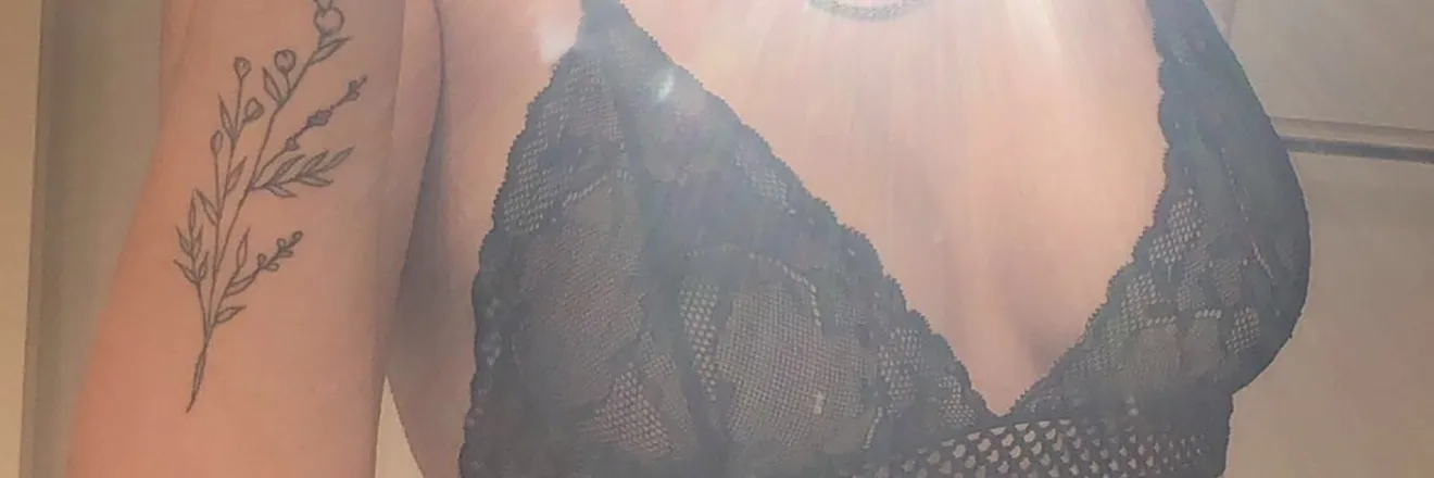 OnlyFans cuenta lily_is_evil header 2