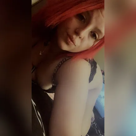 OnlyFans account  redbesnappin header 2