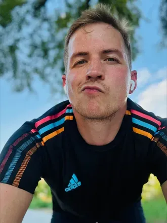 OnlyFans account  txbeebee avatar 1