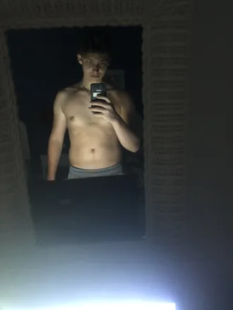 OnlyFans cuenta alphadominic2802 header 2