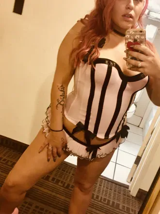 OnlyFans cuenta roxxygetsrocked2 avatar 1