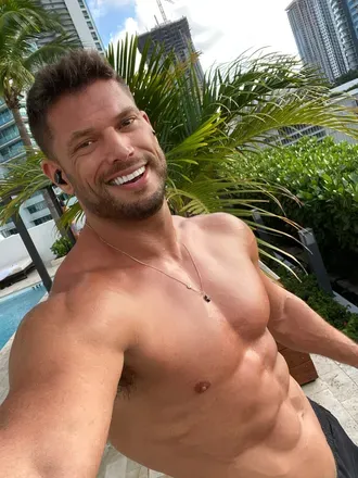 OnlyFans cuenta tylerroberts avatar 1