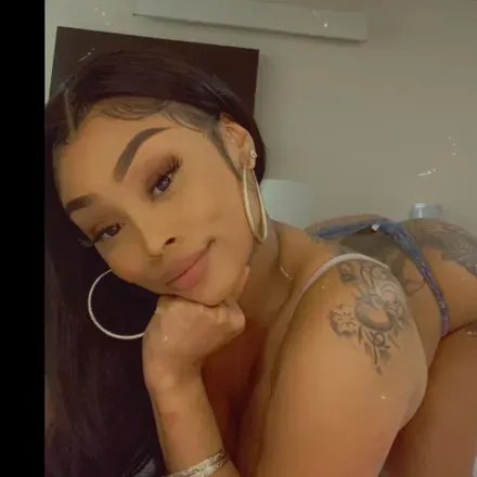 OnlyFans cuenta raeelovette header 2