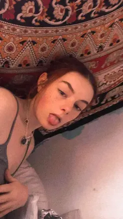 OnlyFans cuenta loveeeleah header 2