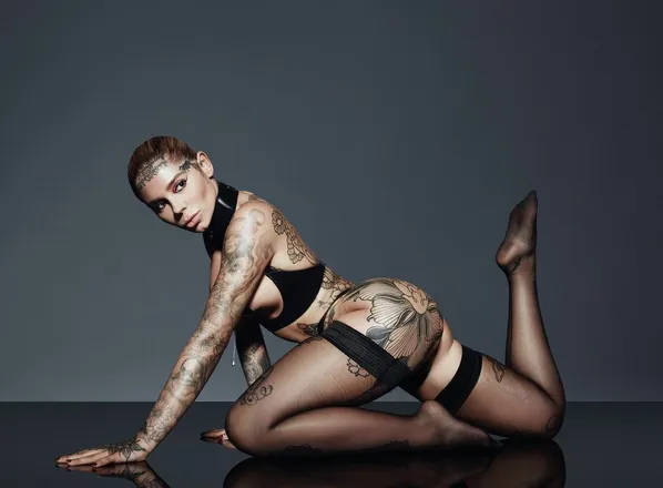 OnlyFans cuenta elliscooper header 2