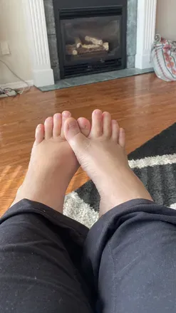 OnlyFans cuenta mombody4u header 2