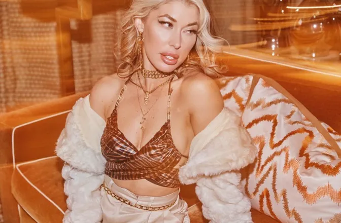 OnlyFans cuenta iamggholiday header 2