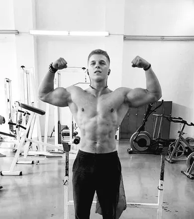 OnlyFans cuenta u79284086 header 2