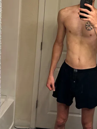 OnlyFans cuenta hollywood1424 header 2
